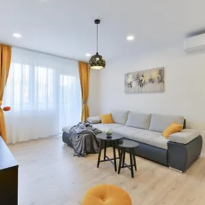 zara-lumina-apartment.hotelinzadar.com/