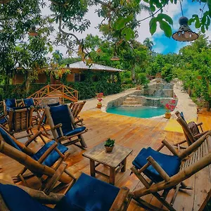 el-gallo-ecolodge.comcaribbean.com/